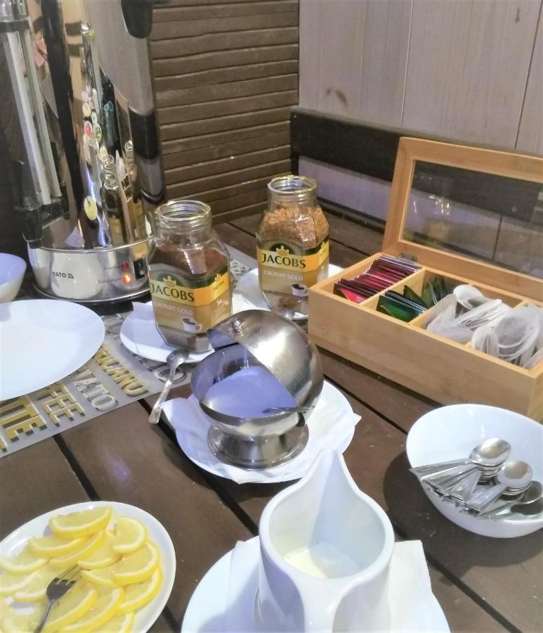华沙 森妮卡旅馆旅舍 外观 照片